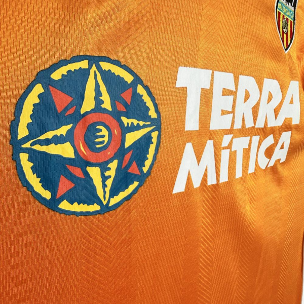 1999-01 Valencia CF 2001-2002 Retro Away Soccer Jersey